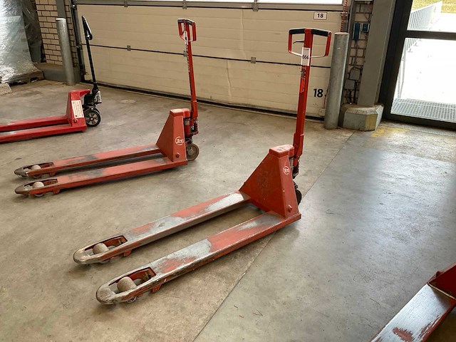 Bt hand hydraulische palletwagen - afbeelding 2 van  5