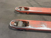 Bt hand hydraulische palletwagen - afbeelding 2 van  3