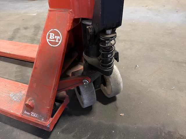 Bt hand hydraulische palletwagen - afbeelding 5 van  5