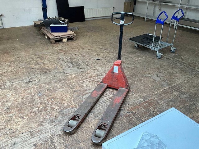 Bt hand hydraulische palletwagen - afbeelding 1 van  3