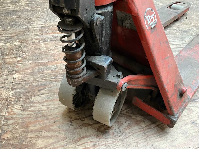 Bt hand hydraulische palletwagen - afbeelding 3 van  3