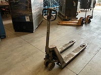 Bt hand hydraulische palletwagen - afbeelding 4 van  5
