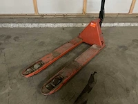 Bt hand hydraulische palletwagen - afbeelding 1 van  5