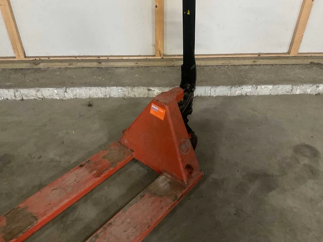 Bt hand hydraulische palletwagen - afbeelding 5 van  5