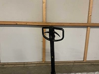 Bt hand hydraulische palletwagen - afbeelding 4 van  5