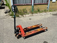 Bt lhm230 hand hydraulische palletwagen - afbeelding 1 van  7