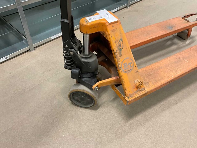 Bt lhm230 hand hydraulische palletwagen - afbeelding 10 van  12