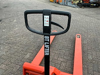 Bt lhm230 hand hydraulische palletwagen - afbeelding 10 van  11