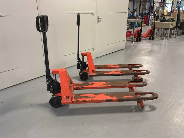 Bt lifter lhm 230 hand hydraulische palletwagen (2x) - afbeelding 3 van  6