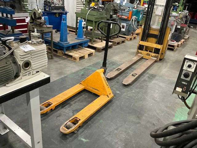 Bt lifter lhm250 hand hydraulische palletwagen - afbeelding 2 van  5