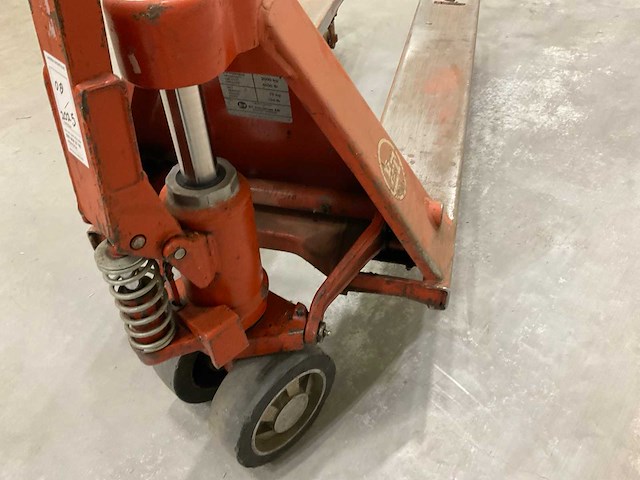Bt-lifters bt l 2000 hand hydraulische palletwagen - afbeelding 13 van  13
