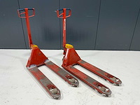 Bt lifters hand hydraulische palletwagen (2x) - afbeelding 3 van  3