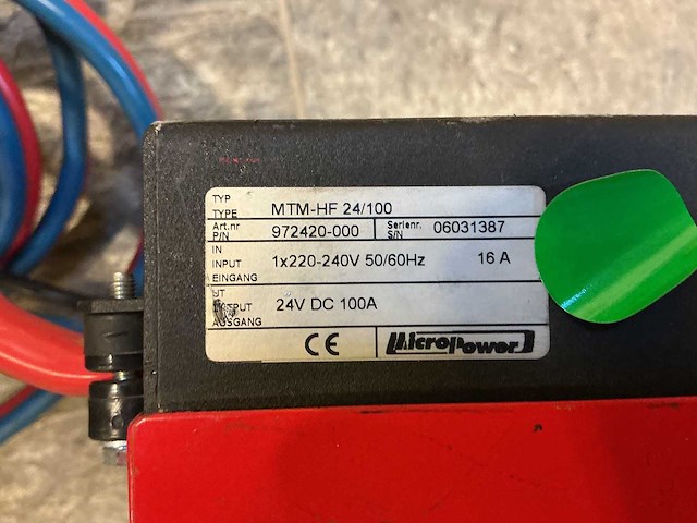 Bt micropower - 24v 100a - battery chargers - afbeelding 2 van  2