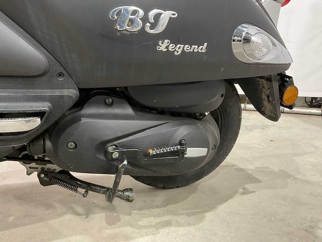 Btc - bromscooter - legend e4 - scooter - afbeelding 3 van  14