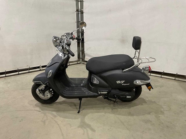 Btc - bromscooter - legend e4 - scooter - afbeelding 7 van  14