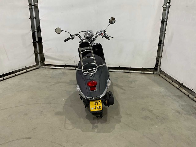 Btc - bromscooter - legend e4 - scooter - afbeelding 9 van  14
