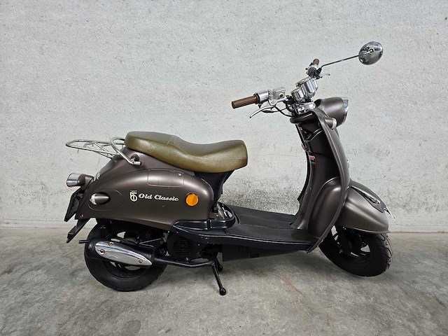 Btc - bromscooter - old classic - 4t 45km uitvoering dds95r - afbeelding 2 van  7