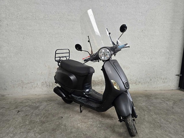 Btc - bromscooter - riva - 4t 45km uitvoering dlf77n - afbeelding 4 van  7