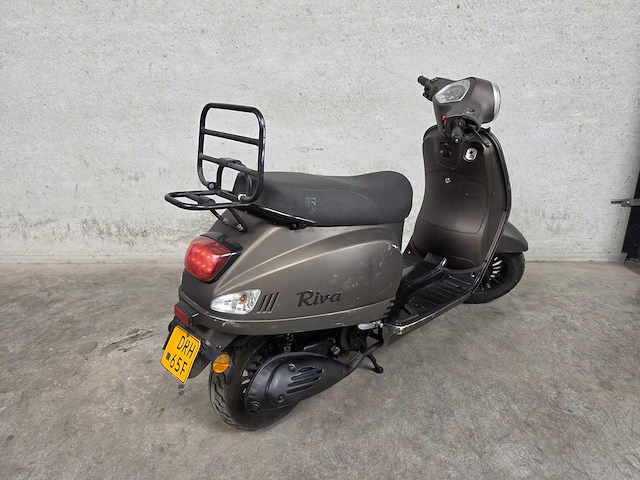Btc - bromscooter - riva - 4t 45km uitvoering drh65f - afbeelding 5 van  7