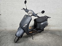 Btc - bromscooter - riva - 4t 45km uitvoering dzr17t - afbeelding 3 van  7