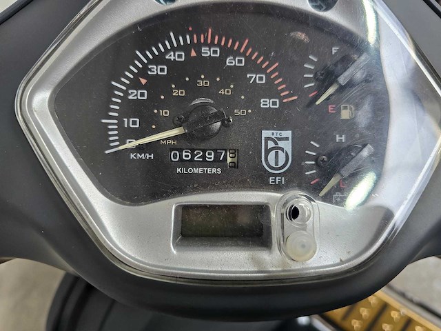 Btc - bromscooter - riva - 4t 45km uitvoering dzr17t - afbeelding 7 van  7