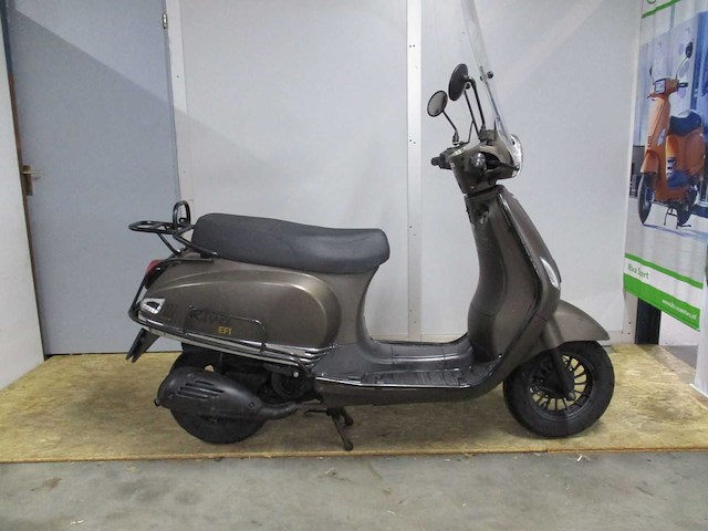 Btc - bromscooter - riva efi injectie - scooter - afbeelding 7 van  11