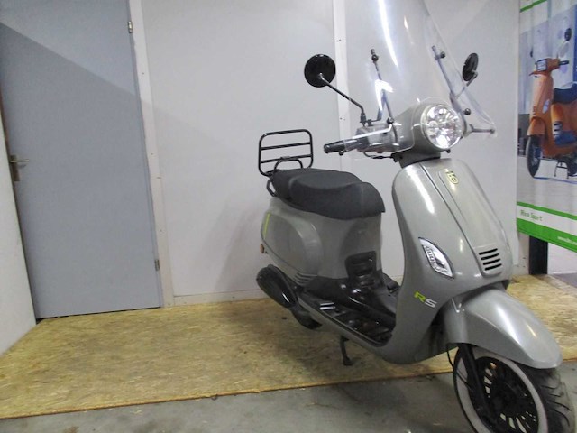 Btc - bromscooter - riva rs nardo grey injectie - scooter - afbeelding 4 van  11