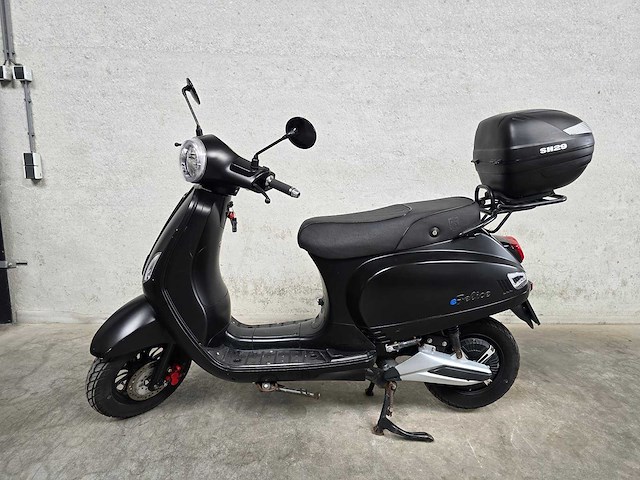 Btc - elektrische snorscooter - e-felice - 25km uitvoering flb39z - afbeelding 1 van  9