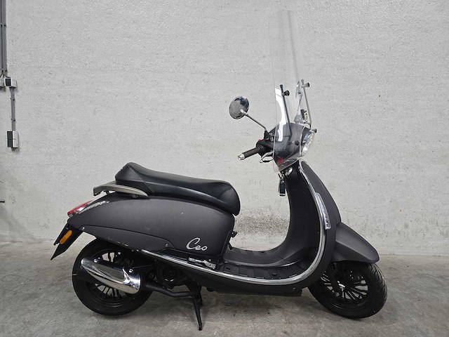 Btc - snorscooter - ceo - 4t 25km uitvoering dhh42d - afbeelding 2 van  7