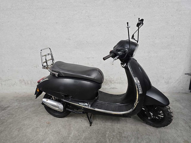 Btc - snorscooter - ceo - 4t 25km uitvoering dhk98x - afbeelding 2 van  7