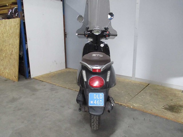 Btc - snorscooter - ceo - scooter - afbeelding 10 van  11