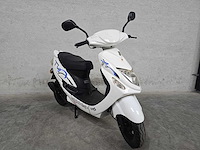 Btc - snorscooter - city - 4t 25km uitvoering dgk70p - afbeelding 4 van  7