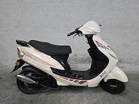 Btc - snorscooter - city - 4t 25km uitvoering dgs44f - afbeelding 2 van  8