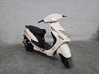 Btc - snorscooter - city - 4t 25km uitvoering dgs44f - afbeelding 3 van  8