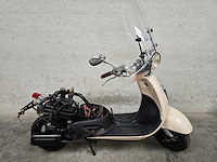 Btc - snorscooter - grande retro - 4t 25km uitvoering dbz32z - afbeelding 2 van  8
