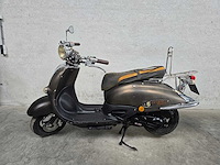 Btc - snorscooter - grande retro gt2 - 4t 25km uitvoering dkn13h - afbeelding 1 van  7