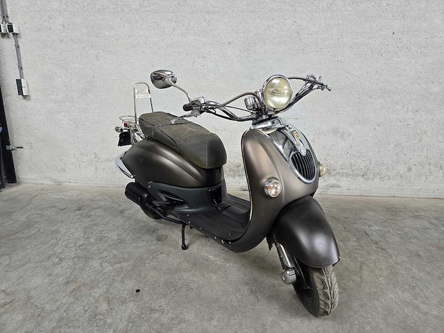 Btc - snorscooter - grande retro gt2 - 4t 25km uitvoering dkn13h - afbeelding 4 van  7