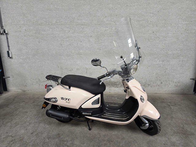 Btc - snorscooter - legend - 4t 25km uitvoering dhj59p - afbeelding 2 van  7