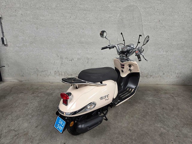 Btc - snorscooter - legend - 4t 25km uitvoering dhj59p - afbeelding 5 van  7