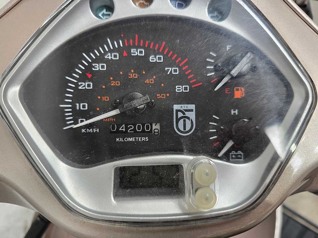 Btc - snorscooter - riva - 4t 25km uitvoering dvs97b - afbeelding 4 van  4