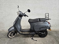 Btc - snorscooter - riva - 4t 25km uitvoering dxn54r - afbeelding 1 van  7
