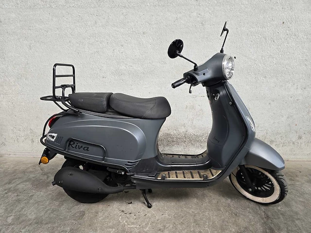 Btc - snorscooter - riva - 4t 25km uitvoering dxn54r - afbeelding 2 van  7