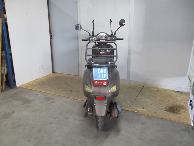 Btc - snorscooter - riva - scooter - afbeelding 10 van  11