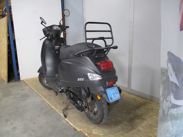 Btc - snorscooter - riva sport - scooter - afbeelding 2 van  11