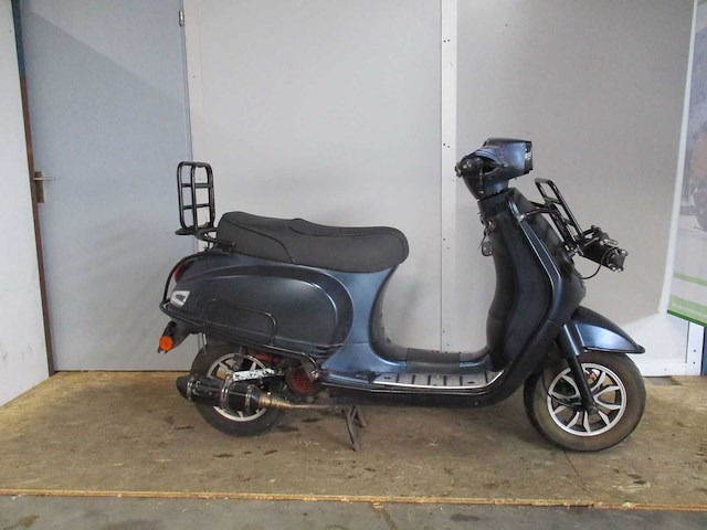 Btc - snorscooter - riva sport - scooter - afbeelding 8 van  11