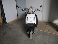 Btc grande retro - bromscooter - legend ry50qt-8 - scooter - afbeelding 5 van  11