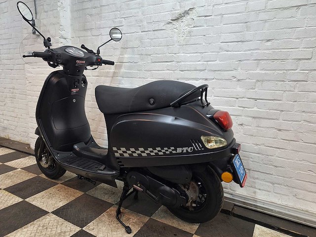 Btc riva 25 km snorscooter 4takt - afbeelding 3 van  6