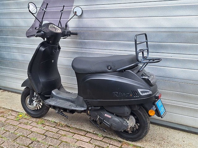 Btc riva 25 km snorscooter 4takt - afbeelding 3 van  7