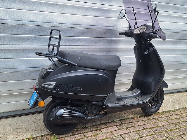 Btc riva 25 km snorscooter 4takt - afbeelding 5 van  7