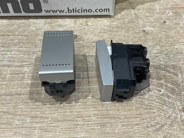 Bticino - deur communicatie materiaal - afbeelding 4 van  5
